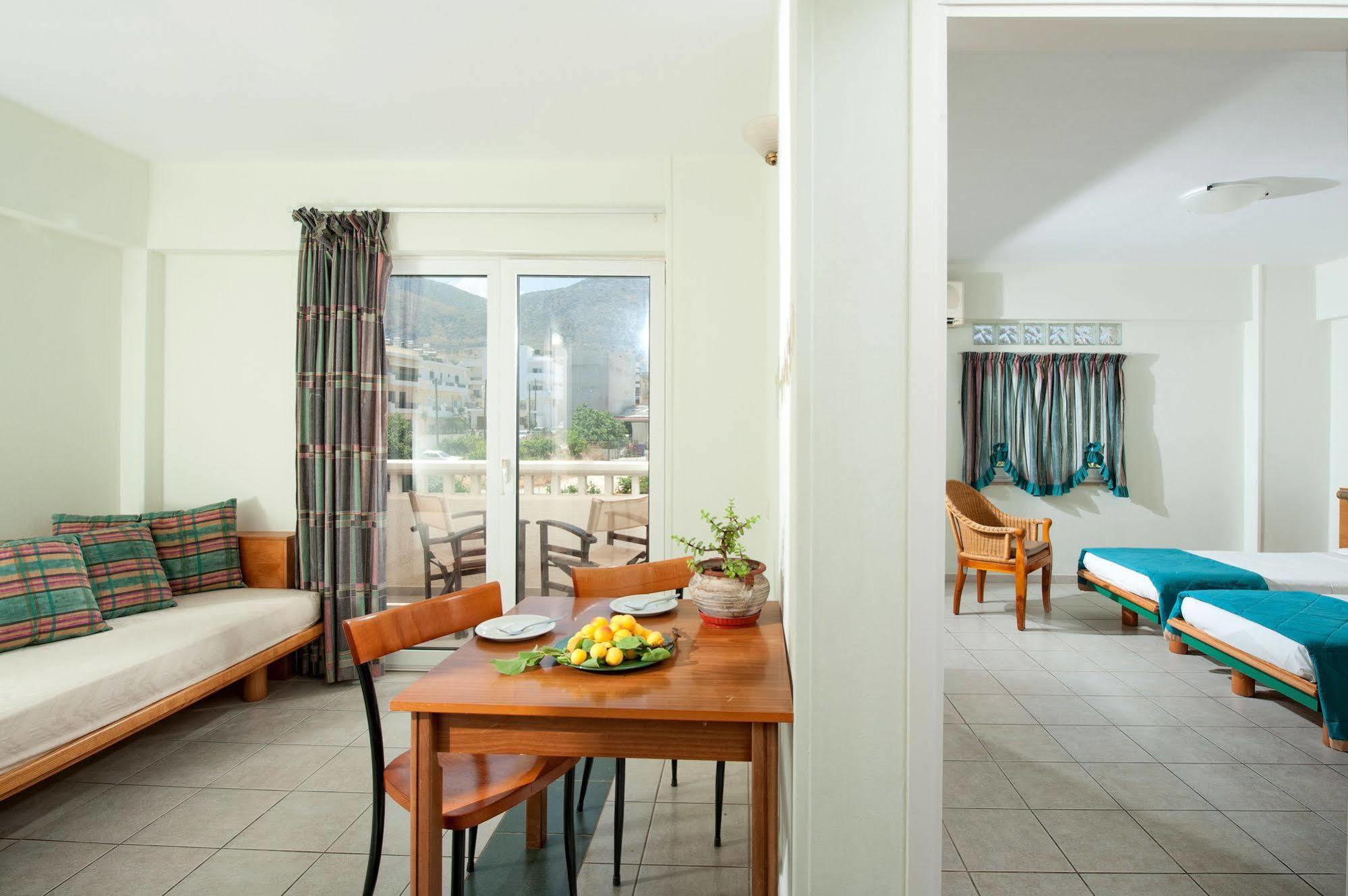 Andromeda Apartments & Studios Hersonissos  Dış mekan fotoğraf